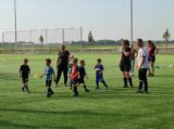 Laatste training S.K.N.W.K. JO7-1 van seizoen 2022-2023 (partijtje tegen de ouders) (129/130)